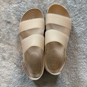Reef Water Vista in Nomad - Beige Slide Sandals